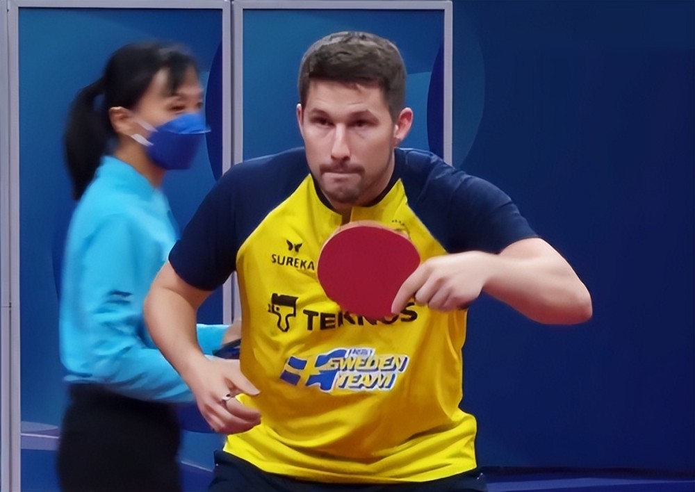 关于西班牙胜瑞典，黄牌频现裁判争议不断的信息