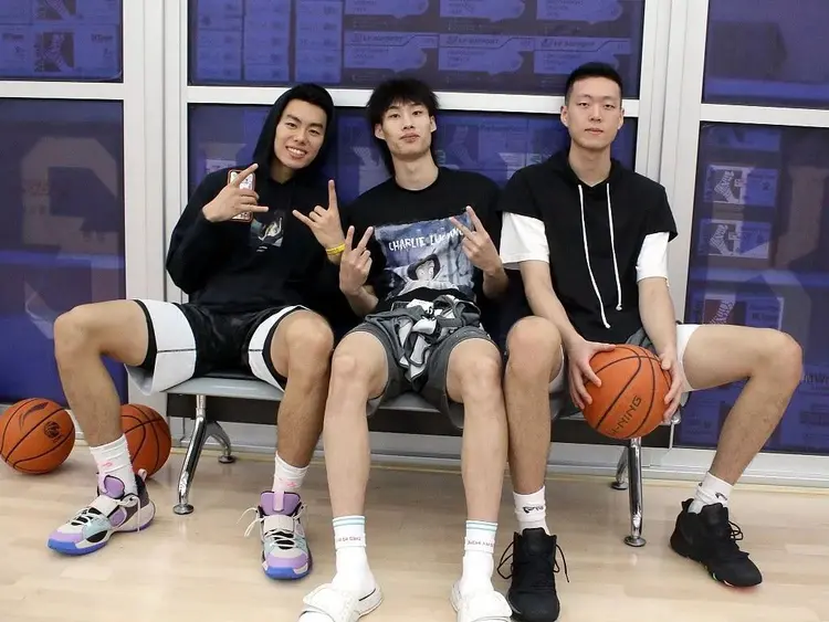 爱游戏官网-德国篮球青年联赛首轮比赛完美开场，各队实力相当的简单介绍