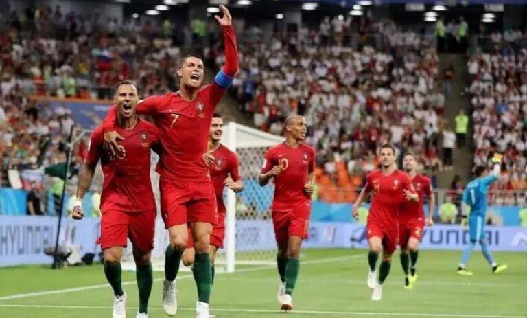 包含葡萄牙迎战比利时：欧国联强强对话的词条