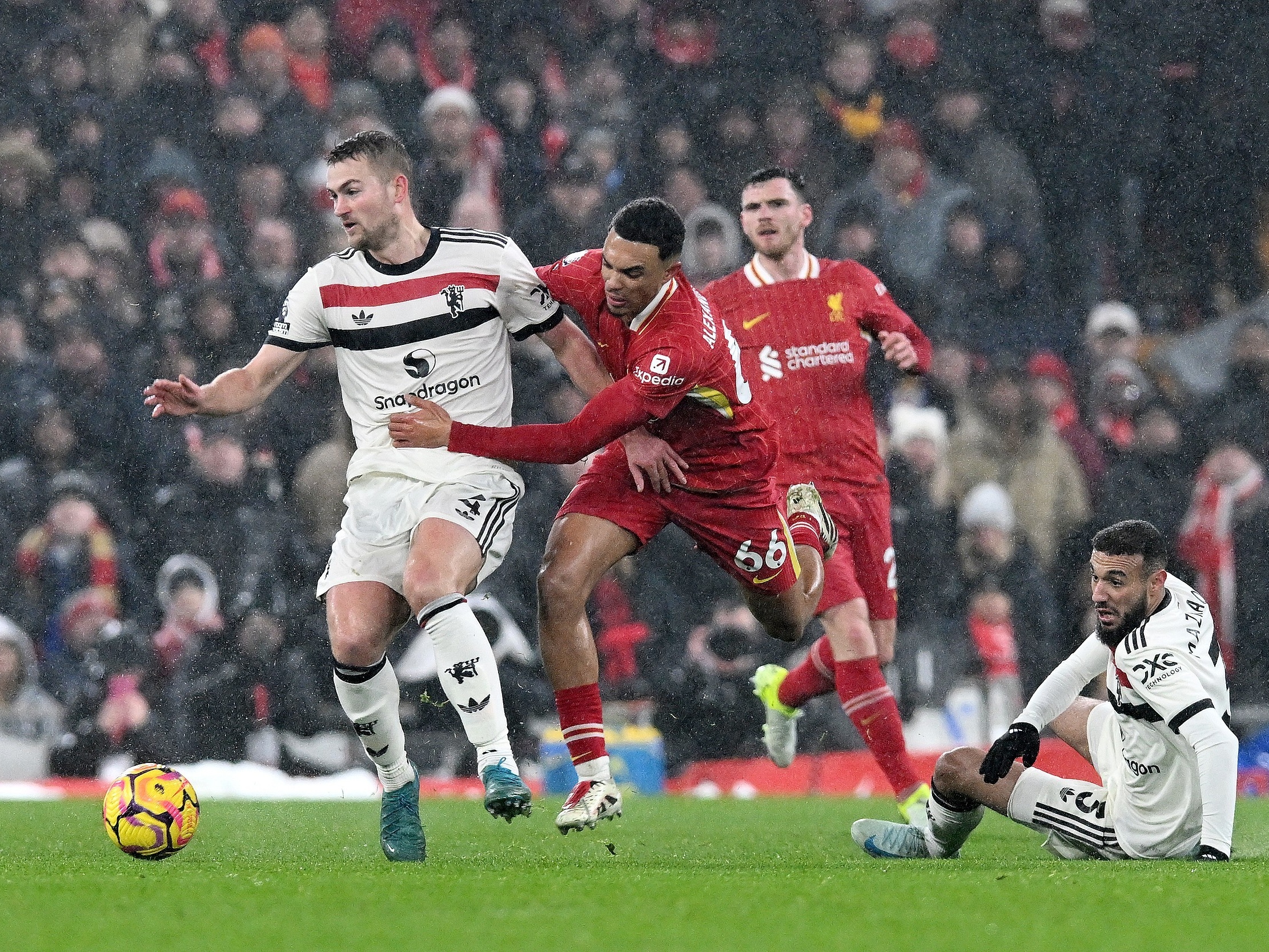 利物浦惨遭惨败，霸气赢得全场掌声