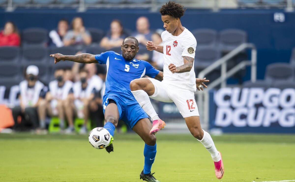 爱游戏-荷兰队逆袭亚美尼亚，拿下关键胜利的简单介绍