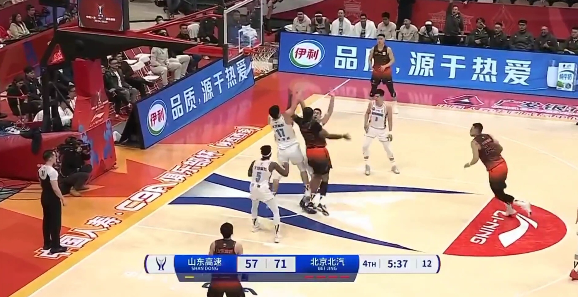 爱游戏官网-北京男篮遭遇三连败，危机临头的简单介绍