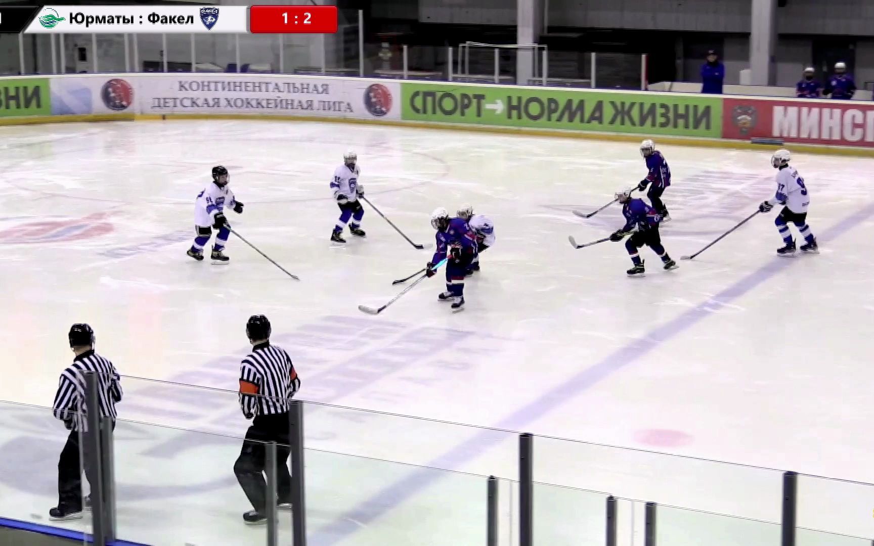 爱游戏亚洲官网-俄罗斯运动员在女子曲棍球赛中击败对手