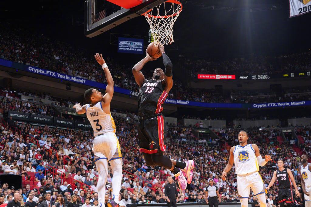 球员状态火热，对手难以抵抗抵御攻击的简单介绍