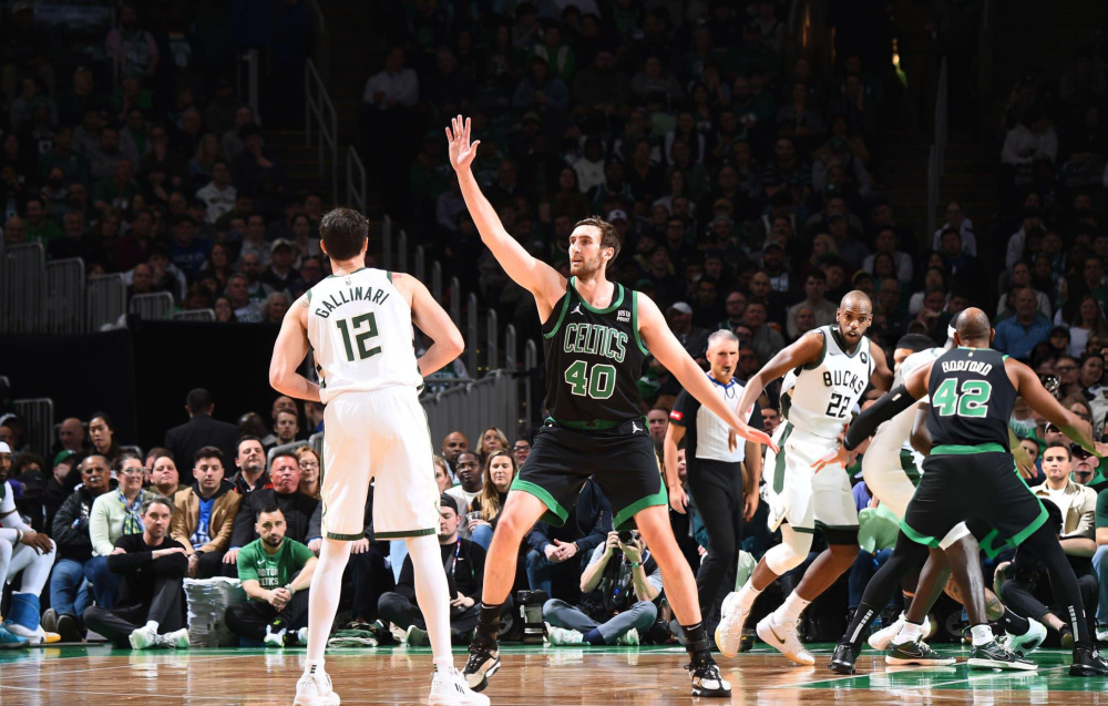 雄鹿队主场取胜骑士，实现七连胜