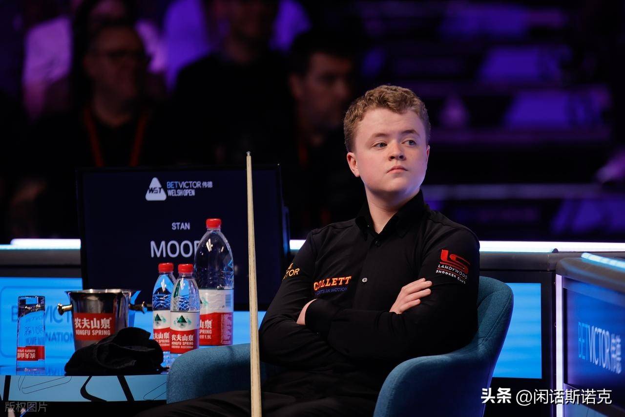 怒推足球荣耀，新生代球员崭露头角的简单介绍