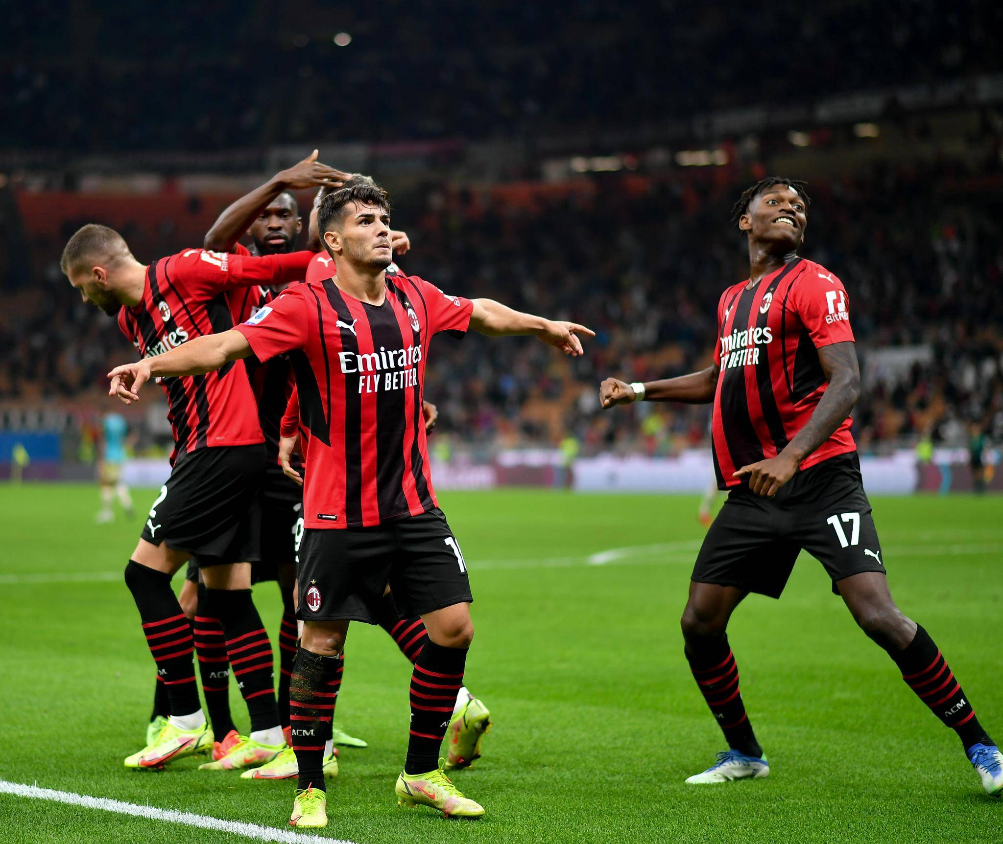 包含诺里奇城主场击败阿斯顿维拉，提前保级的词条