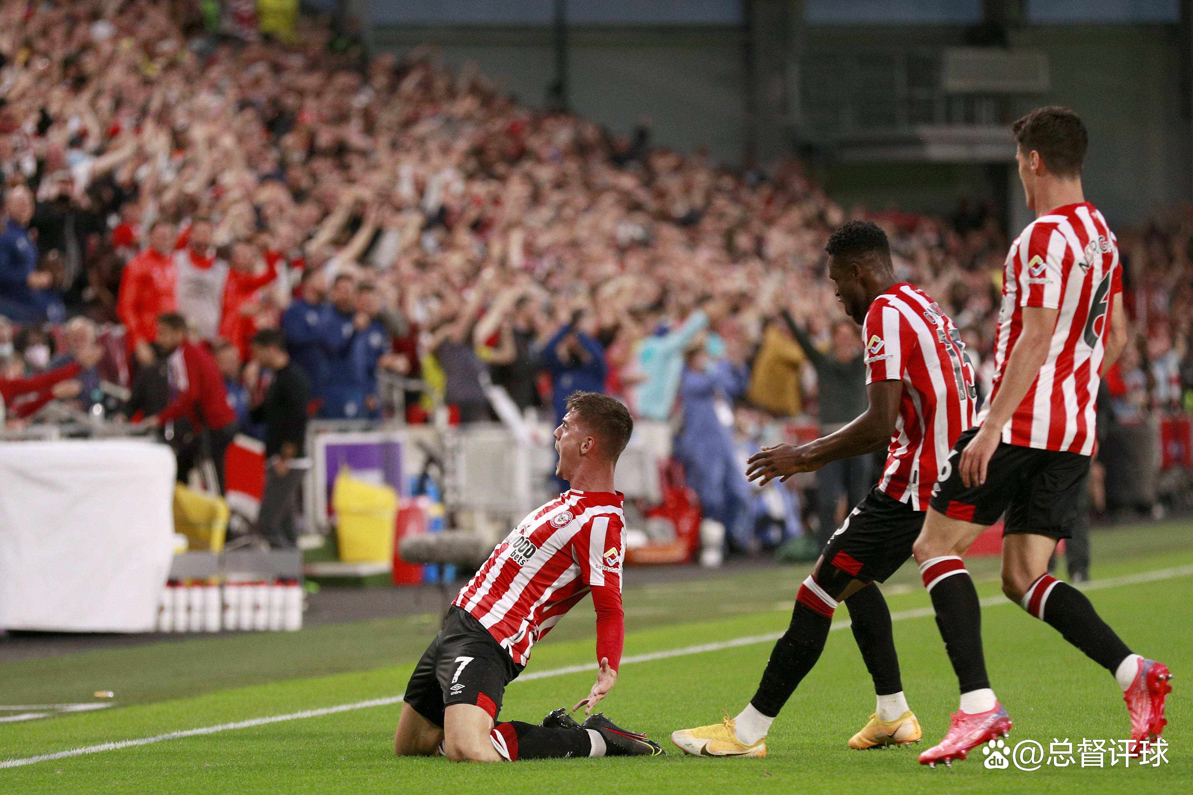 爱游戏中国官网-诺里奇主场不敌布莱顿，遭遇主场败绩的简单介绍