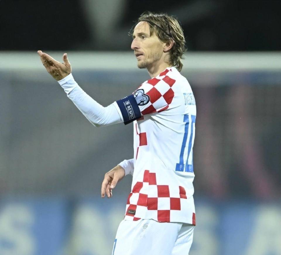 关于克罗地亚坚守争一线，荷兰胜负难预料的信息