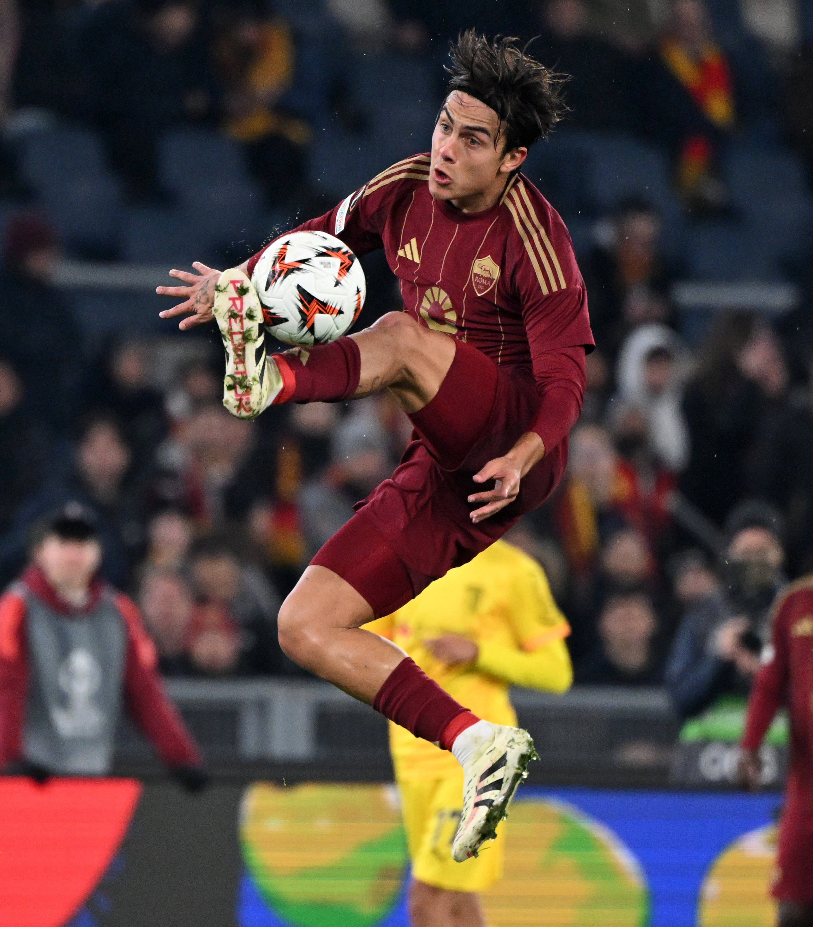 爱游戏app下载-包含欧罗巴大胜对手，展现出色防守的词条